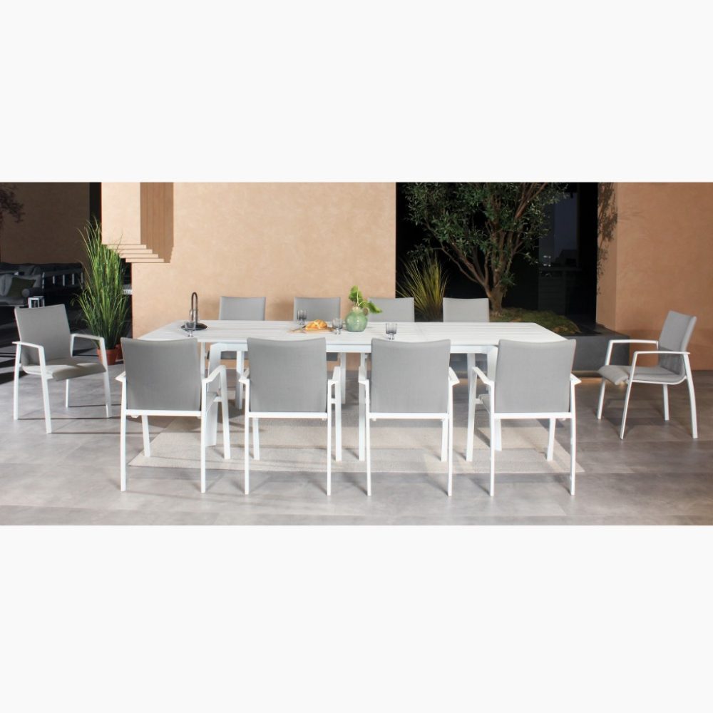 http://carlislefurnitureandbedding.au/